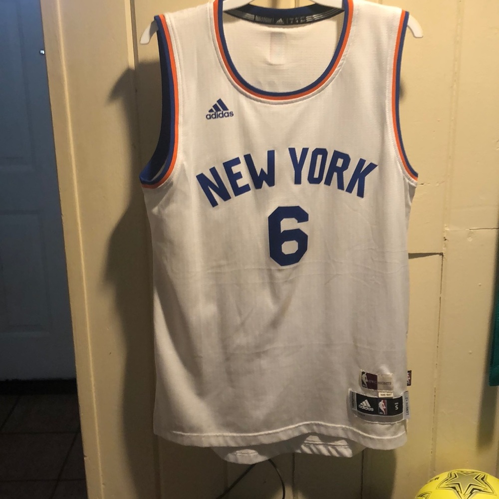 Porzingas Knicks Jersey Men’s small